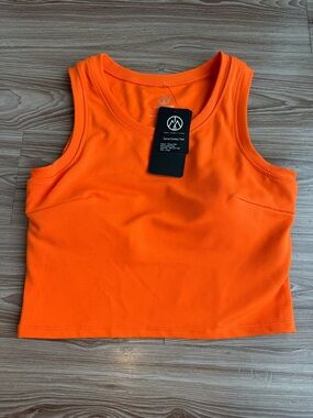 Move Theology Longline Crop Tank with Built in Bra - Size L - NWT